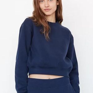 Aritzia TNA Perfect Shrunken Crew